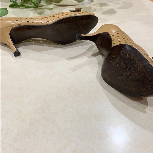 STUART WEITZMAN Shoes - Picture 6 of 7